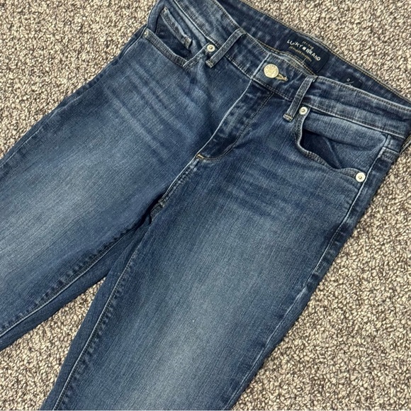 Lucky brand medium wash ava skinny jean ❤️ - Picture 3 of 11